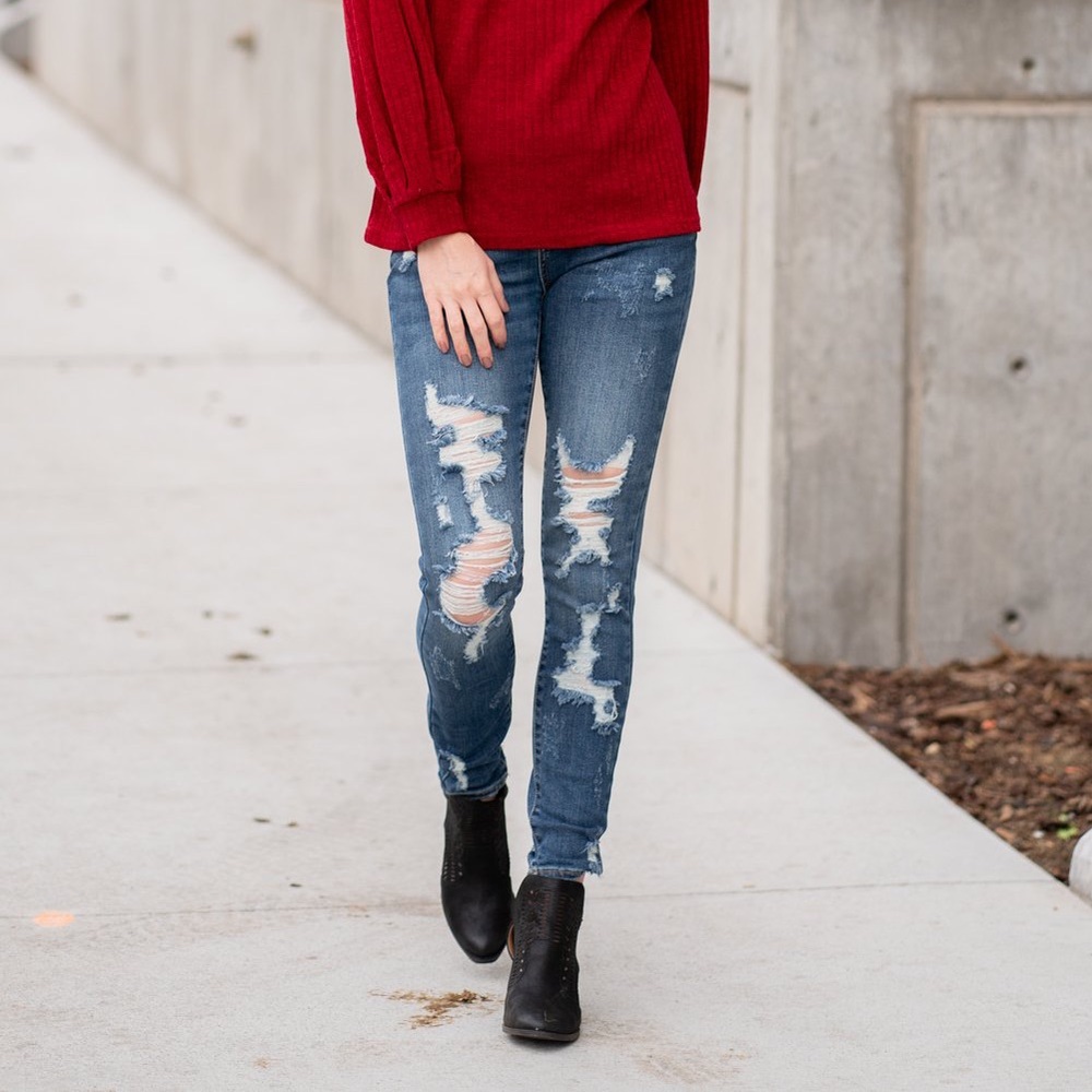 NWT Judy Blue Distressed Skinny Jeans - Picture 3 of 7